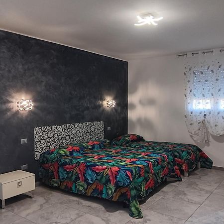 Hotel La Famiglia tripla Ca Bianca Esterno foto