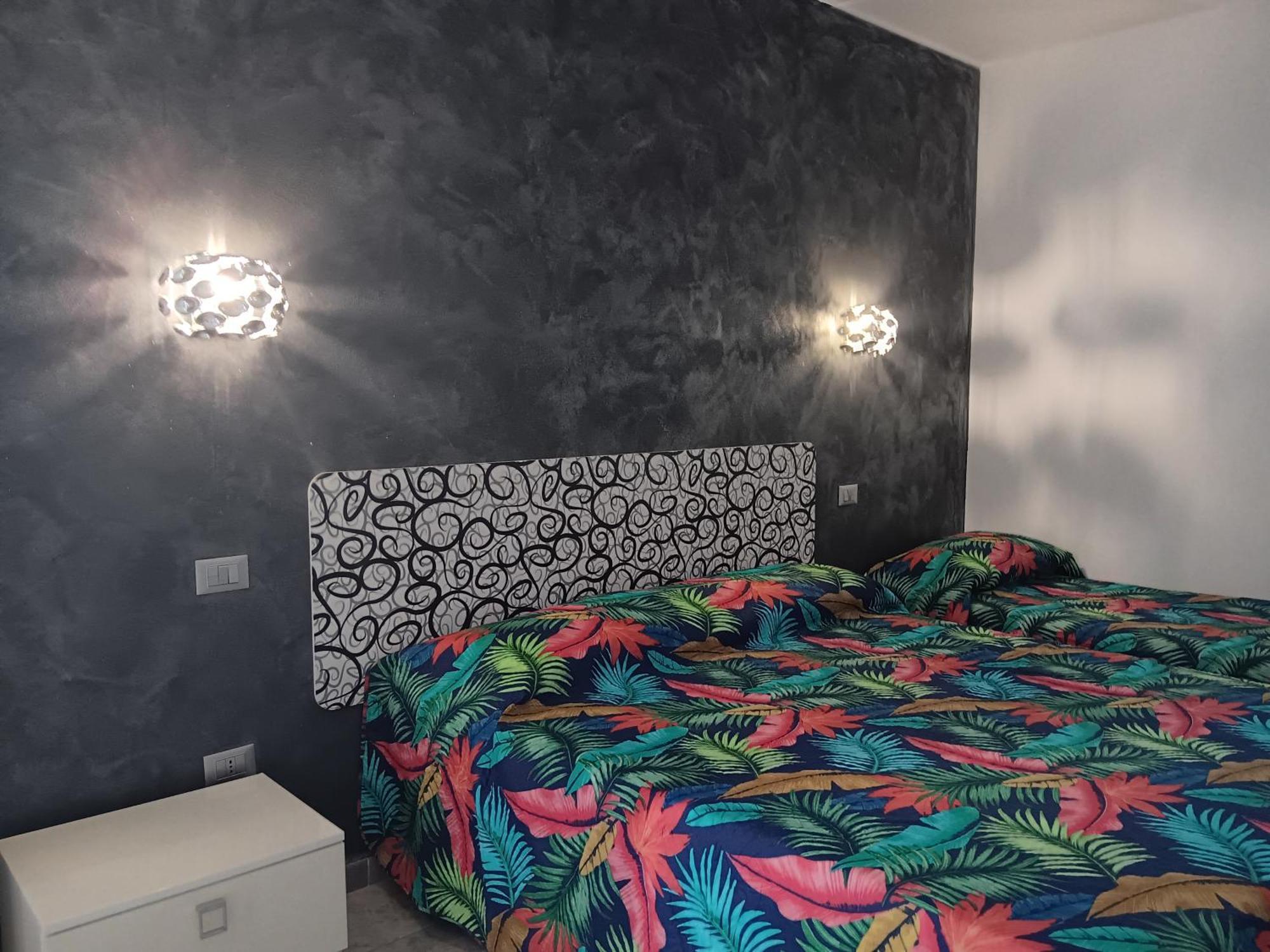 Hotel La Famiglia tripla Ca Bianca Esterno foto